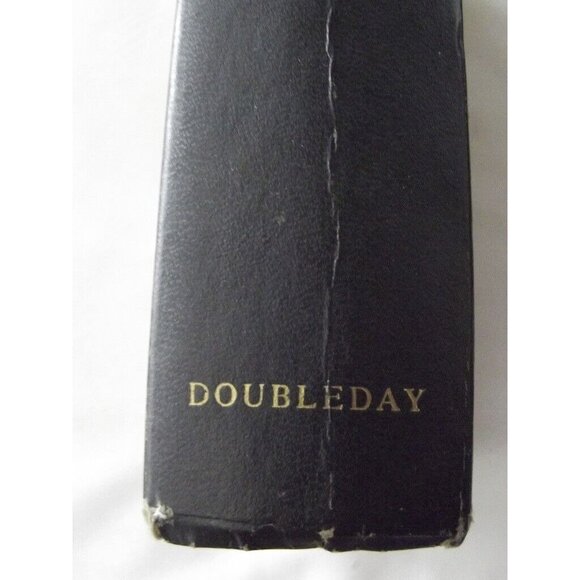 Roots by Alex Haley 1976 Hardcover Book Club Edition Vintage - Picture 2 of 13